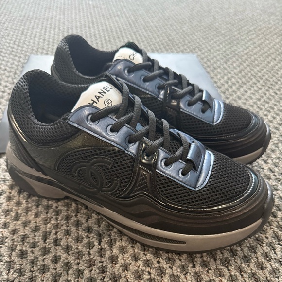 CHANEL Men's Black and Gray Sneakers - Picture 1 of 11